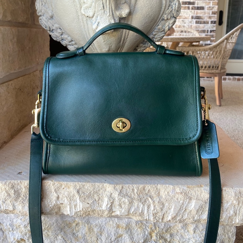 Vintage Coach Court Crossbody 9870 Bottle Green! PRISTINE condition!